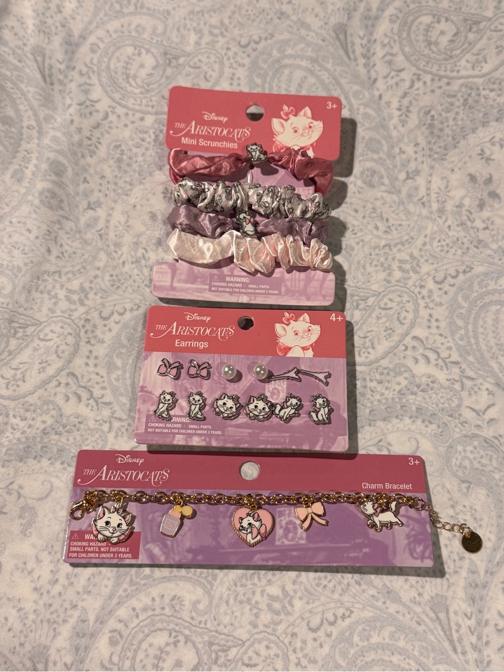 Disney The Aristocats Marie Enamel Hair Scrunchies, Earrings & Bracelet